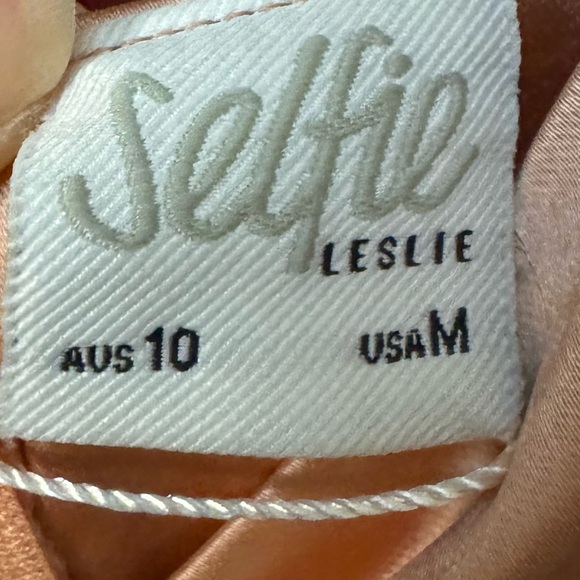 NWT Selfie Leslie PERFECT DAY SATIN MIDI DRESS BLUSH- Medium - Picture 10 of 11